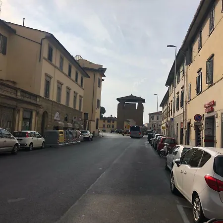 Art Porta A Prato * Firenze